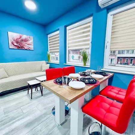 Nj Deluxe * וארנה