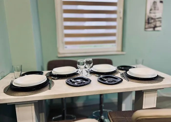 Nj Deluxe * Варна