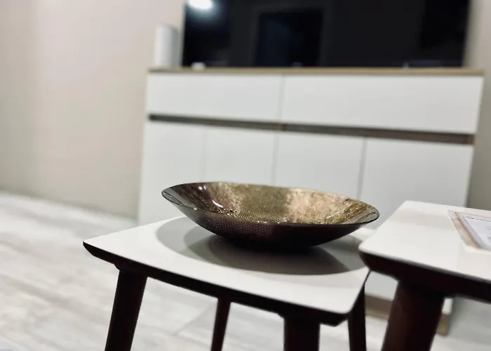 Nj Deluxe * Варна