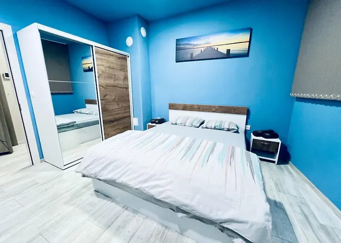 Nj Deluxe * Варна