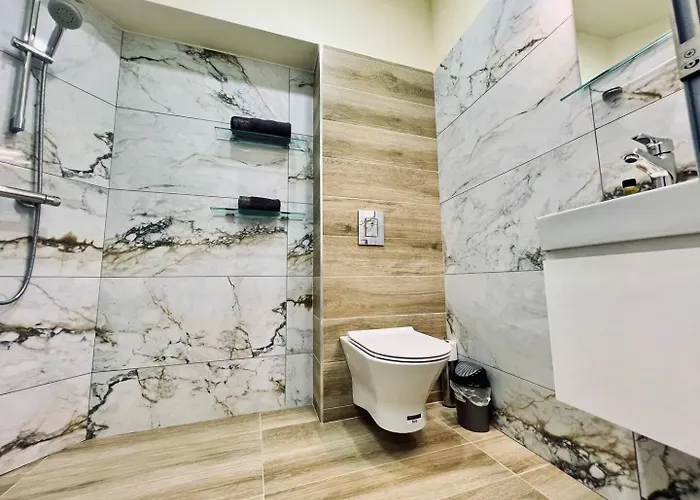 Апартамент Nj Deluxe