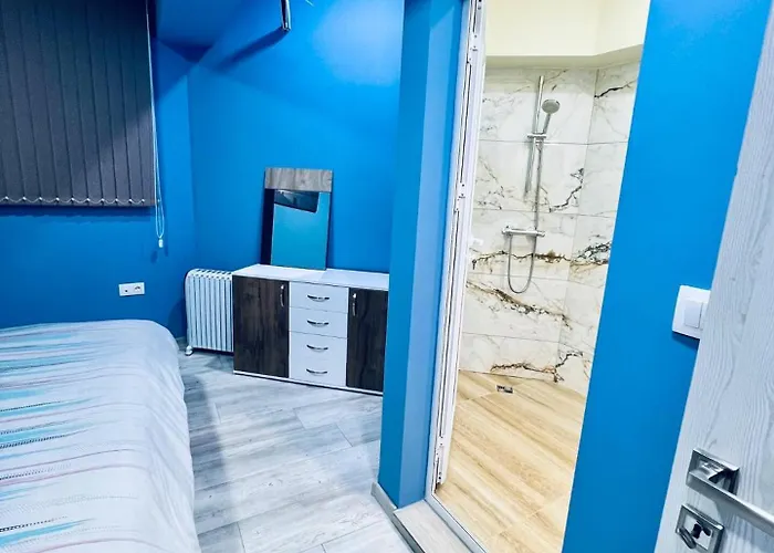 Nj Deluxe Варна